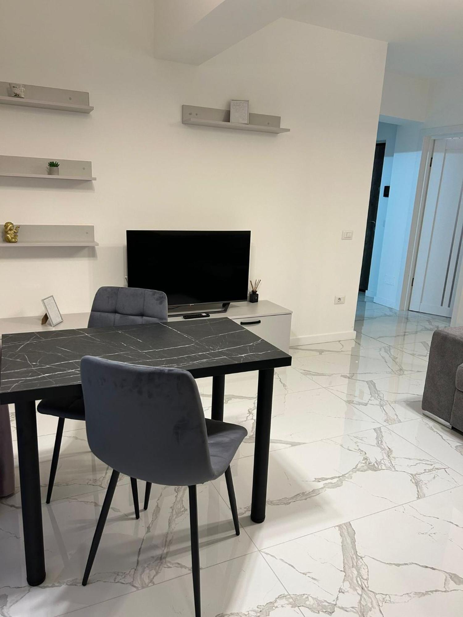 Cozy Studios In Сучеава Екстериор снимка